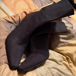 Donald J. Pliner stylish Denim ankle Boots